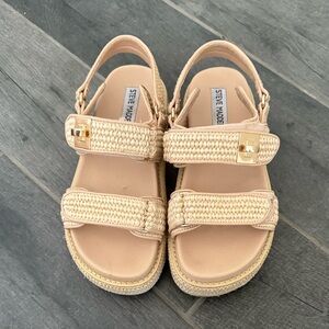 Steve Madden Bigmona Platform Sandal